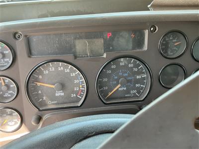 2005 Mack GU713