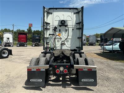 2022 Freightliner Cascadia
