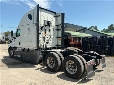 2022 Freightliner Cascadia