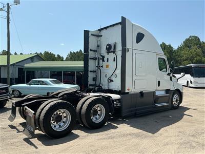 2022 Freightliner Cascadia