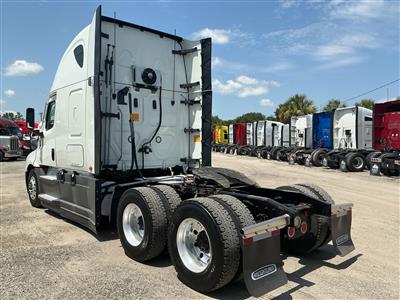 2022 Freightliner Cascadia
