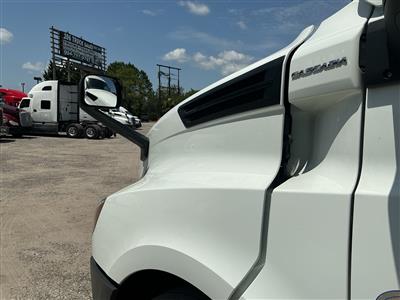 2022 Freightliner Cascadia