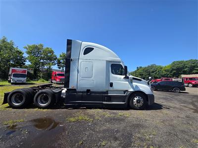 2022 Freightliner Cascadia