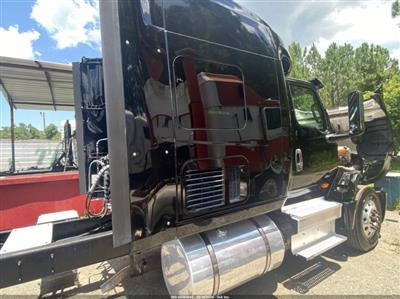 2019 International LT625