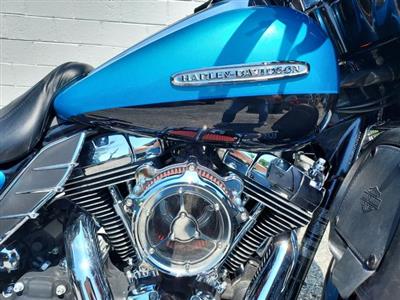 2011 HARLEY DAVIDSON ELECTRA