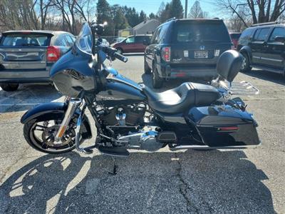 2019 HARLEY DAVIDSON Street Glide