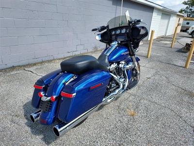2017 HARLEY DAVIDSON Street Glide