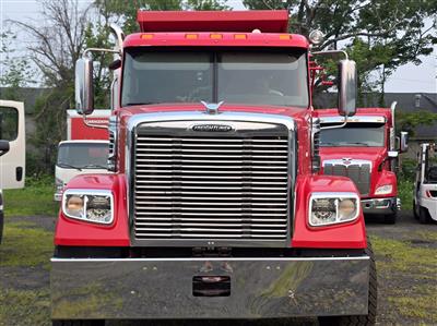 2016 Freightliner Coronado