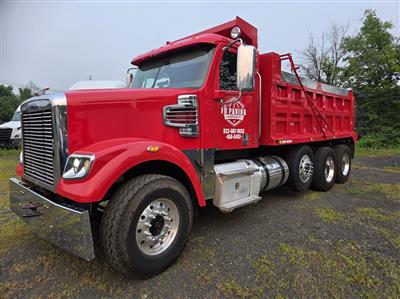 2016 Freightliner Coronado