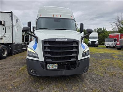 2022 Freightliner Cascadia