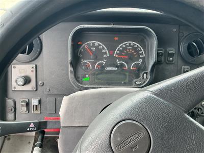 2015 Freightliner MT55