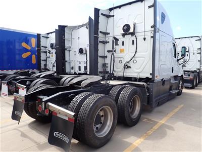 2022 Freightliner Cascadia