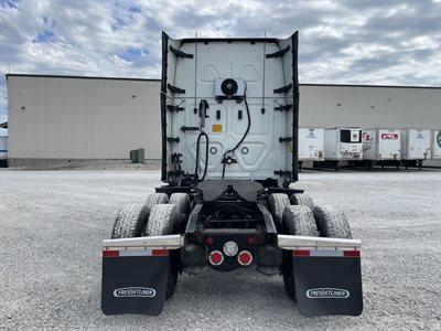 2022 Freightliner Cascadia
