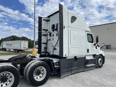 2022 Freightliner Cascadia