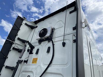 2022 Freightliner Cascadia