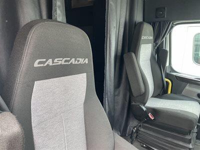 2022 Freightliner Cascadia
