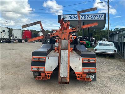 2023 International CV515