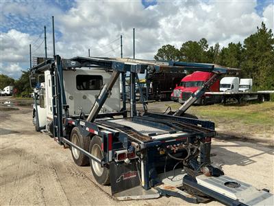 2017 Peterbilt 389