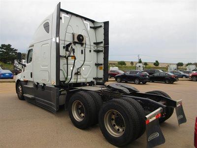 2023 Freightliner Cascadia