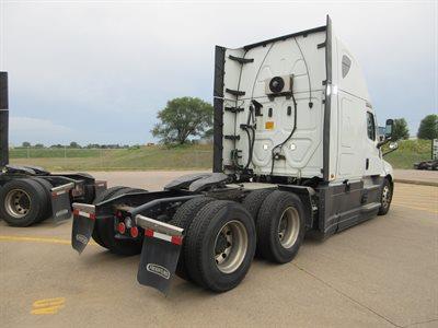 2023 Freightliner Cascadia