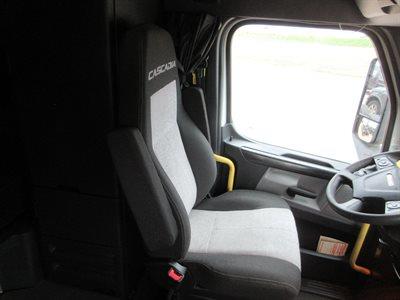 2023 Freightliner Cascadia