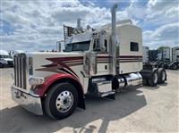 2017 Peterbilt 389