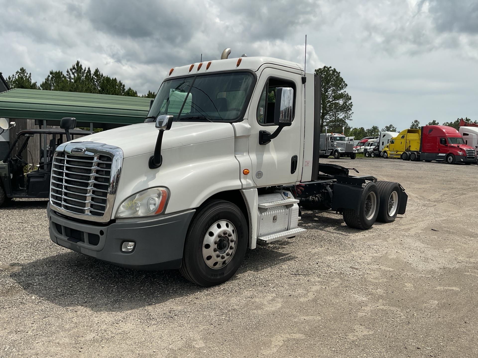 2016 Freightliner Cascadia