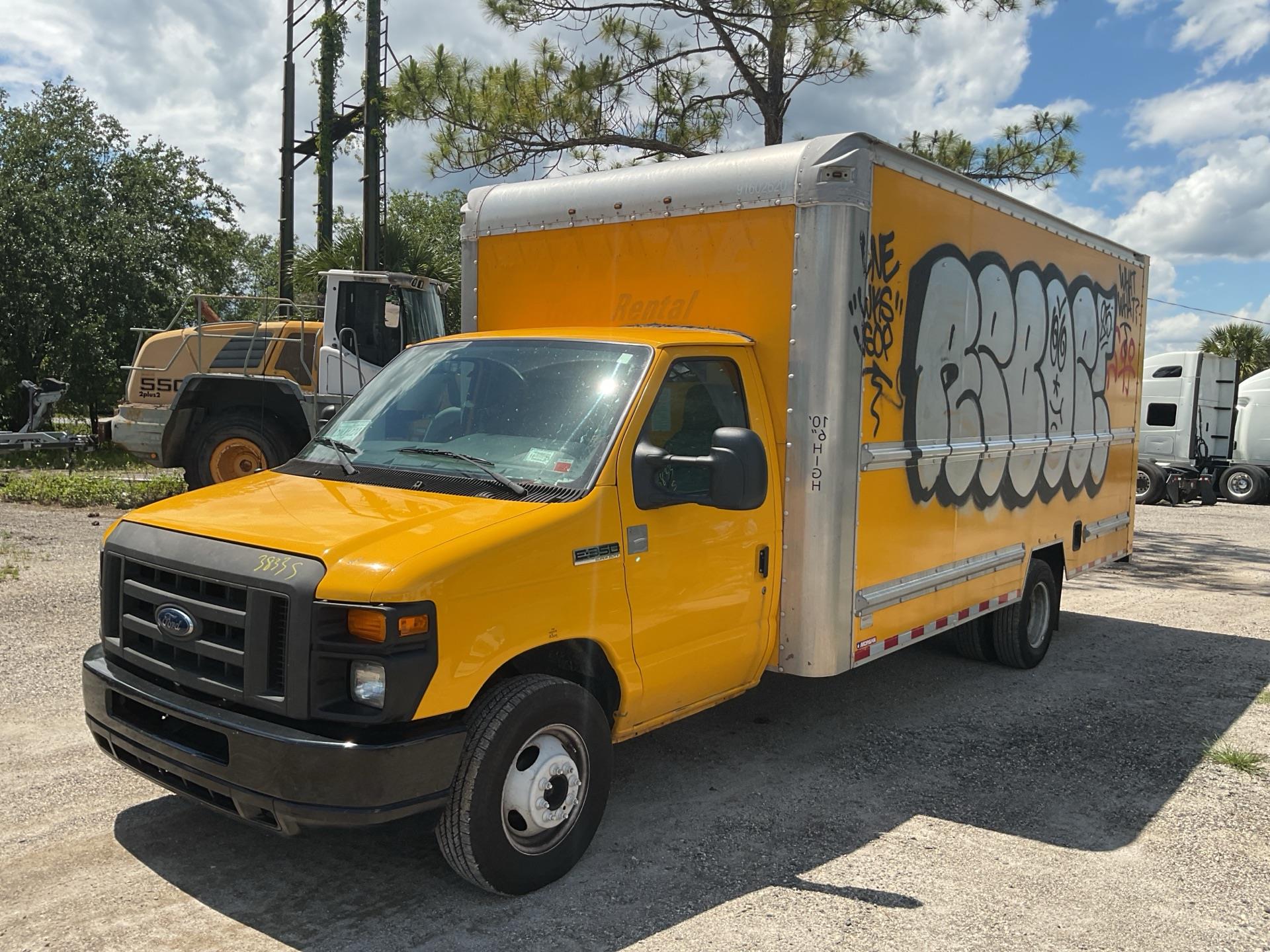 2016 Ford E350
