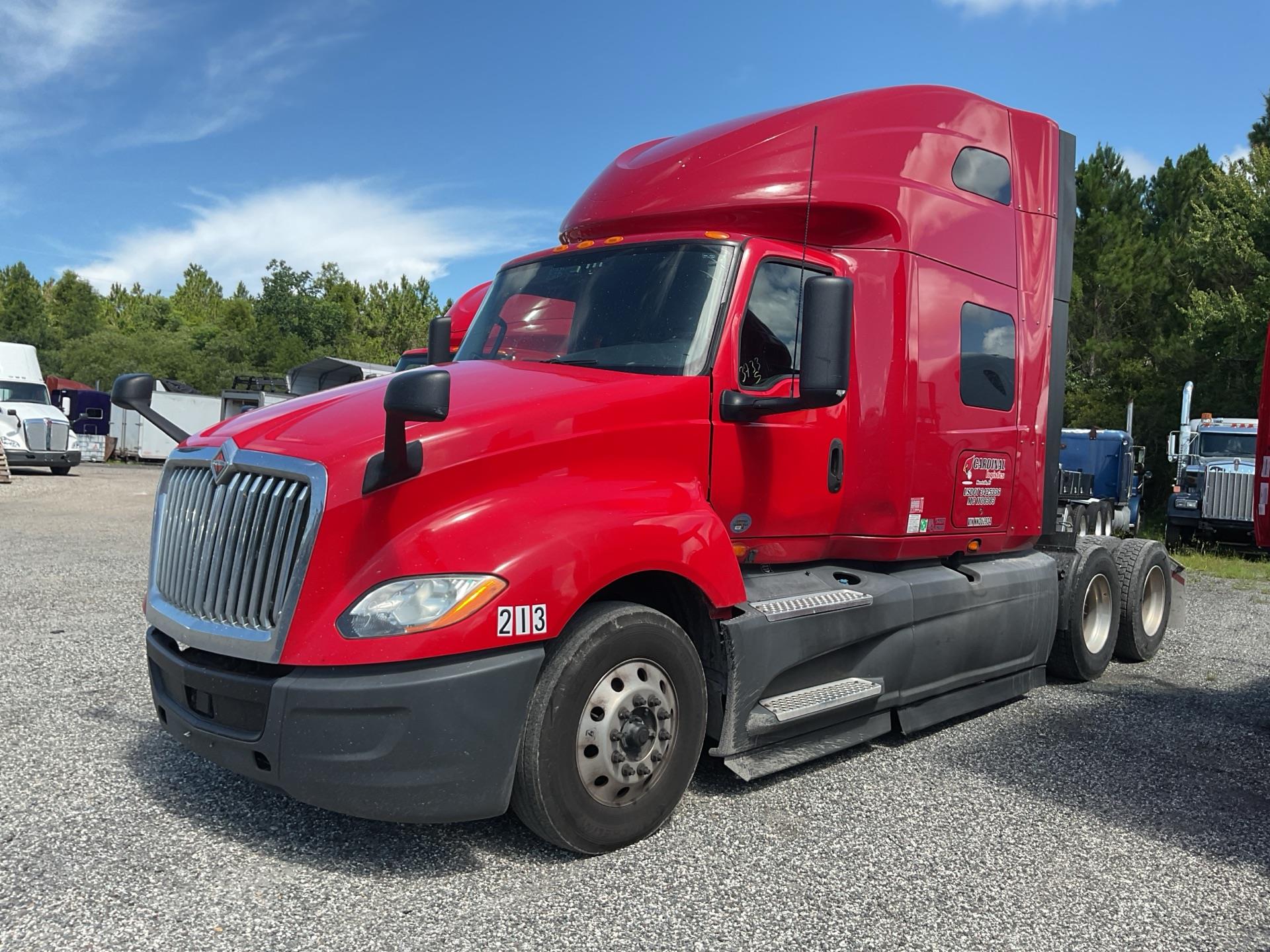 2022 International LT625