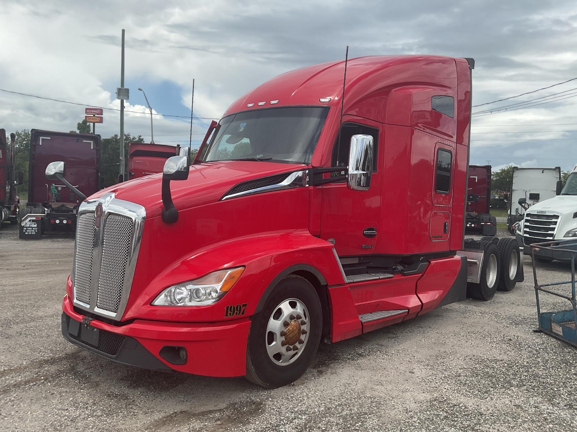 2023 Kenworth T680