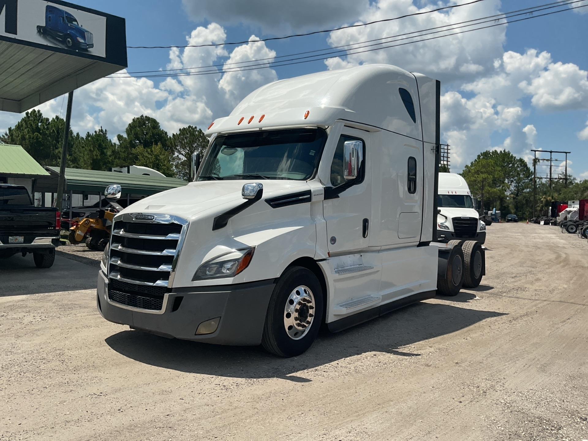 2021 Freightliner Cascadia