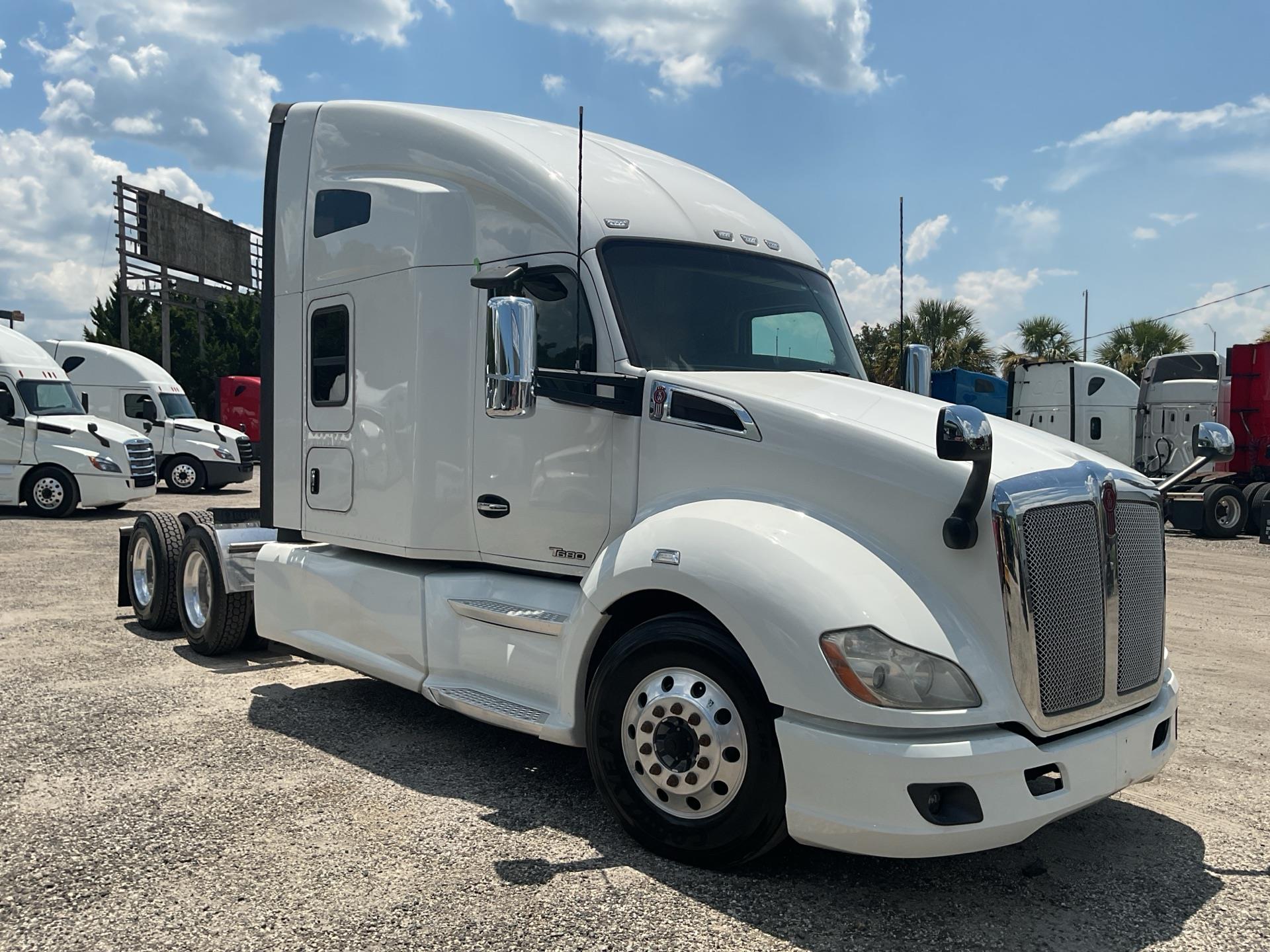 2022 Kenworth T680 Aerodyne