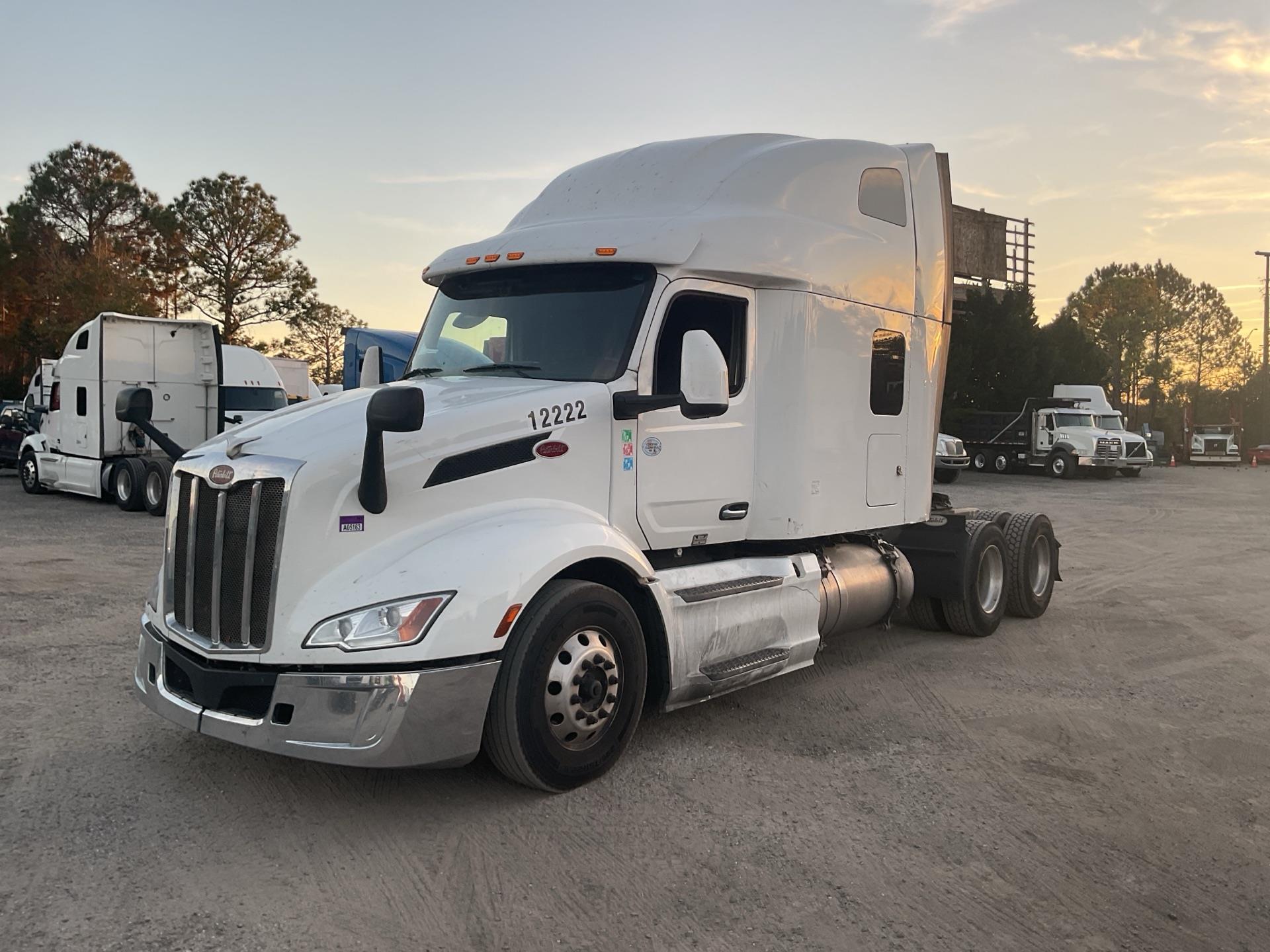 2023 Peterbilt 579