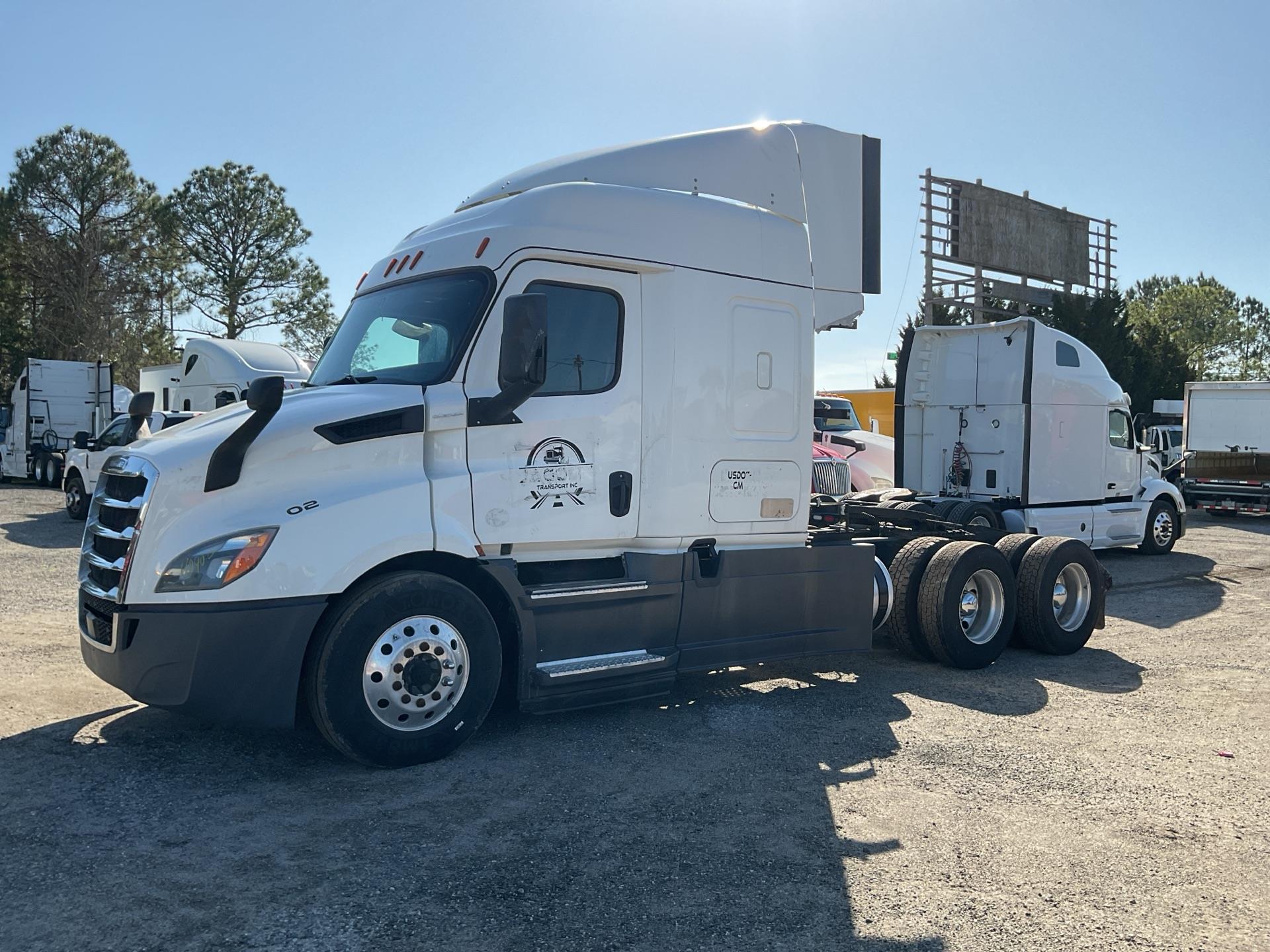 2020 Freightliner Cascadia