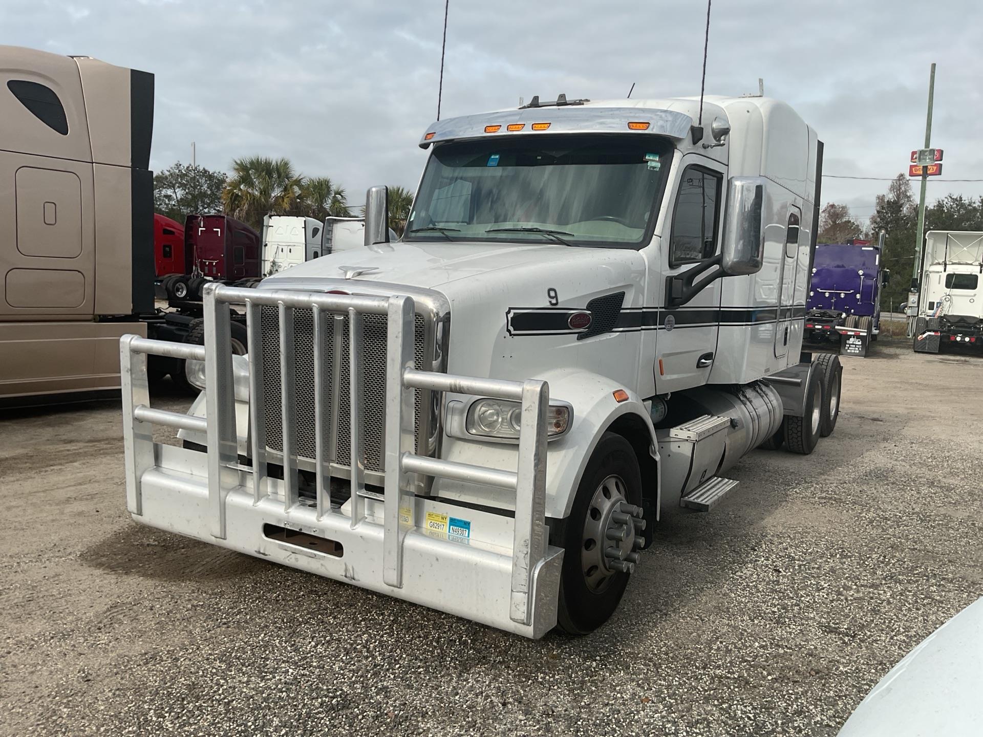 2019 Peterbilt 567