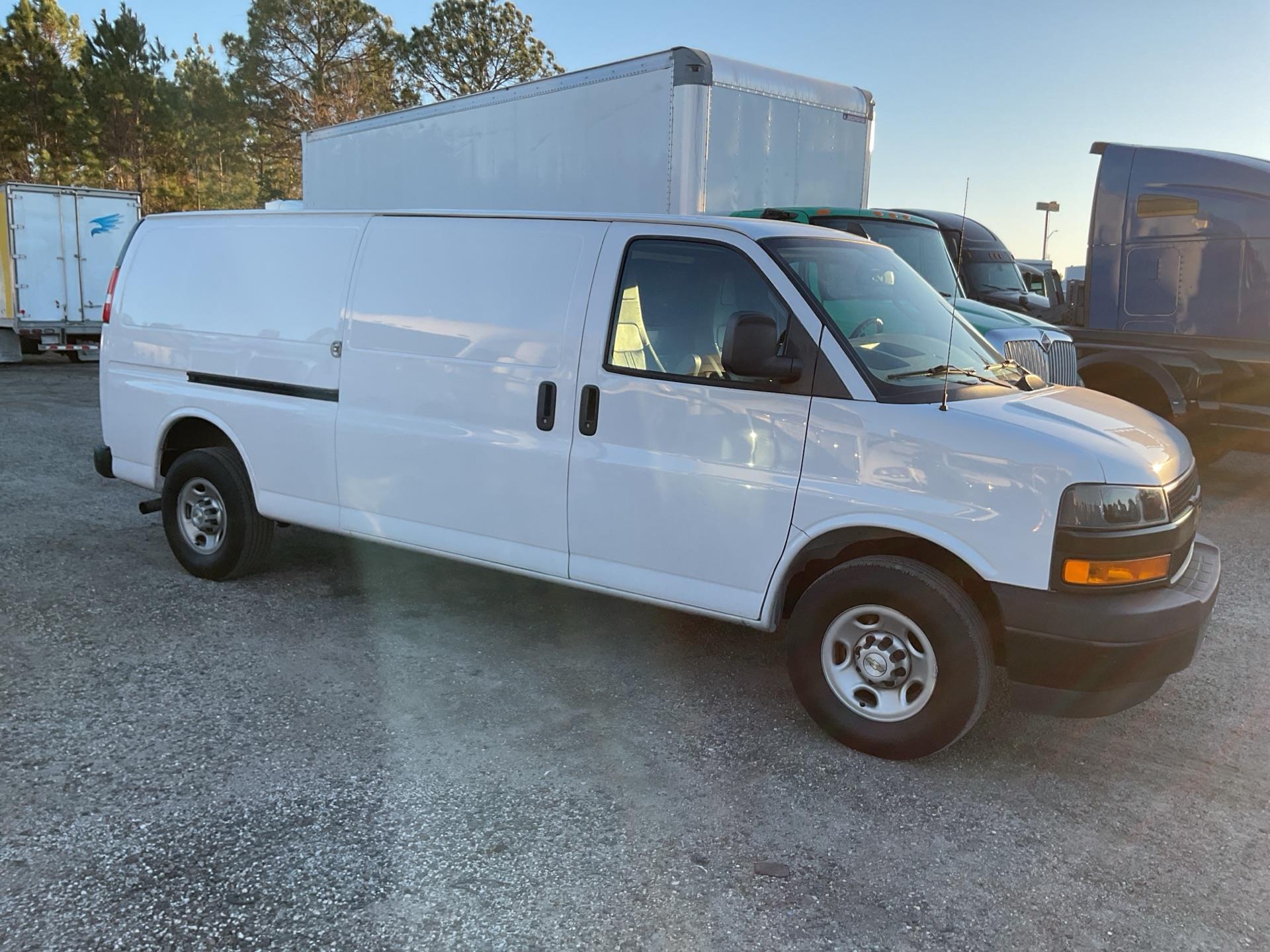 2022 Chevrolet EXPRESS