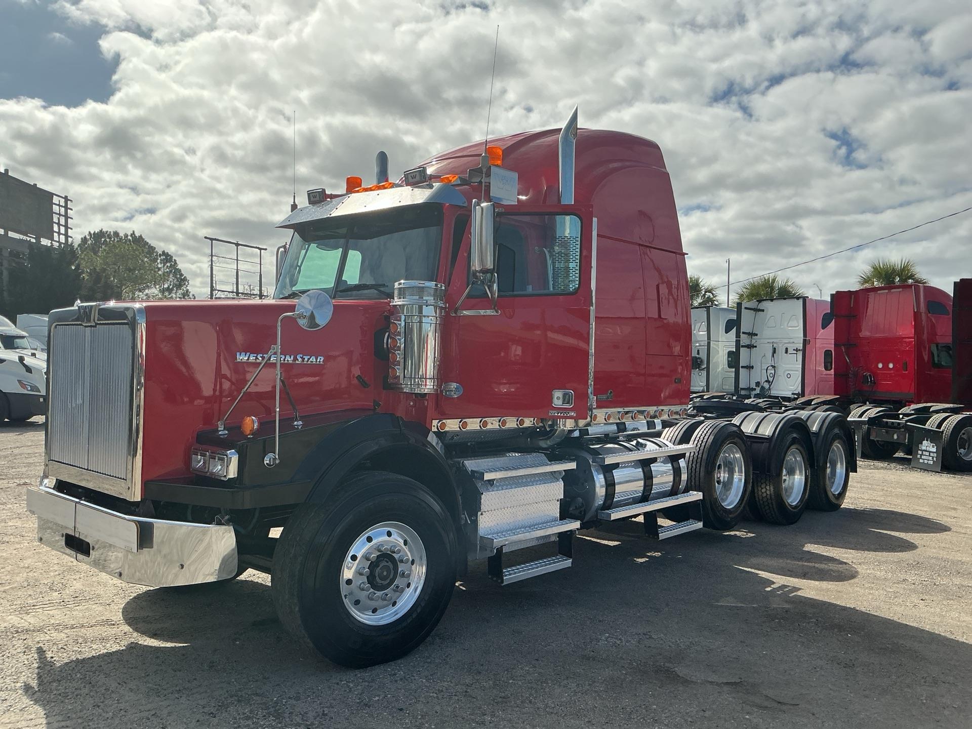 2020 Western Star 4900SB