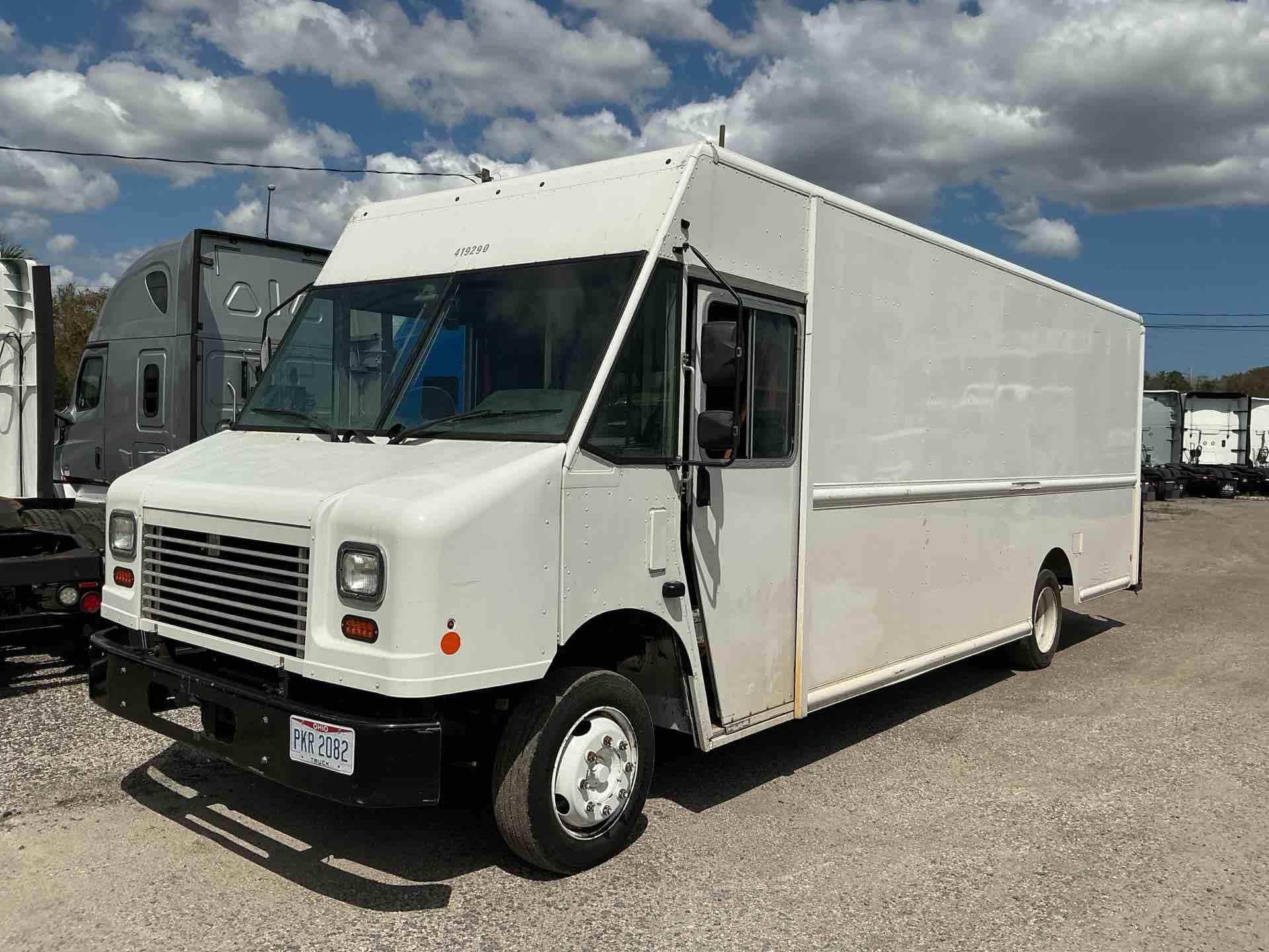 2020 Freightliner MT556