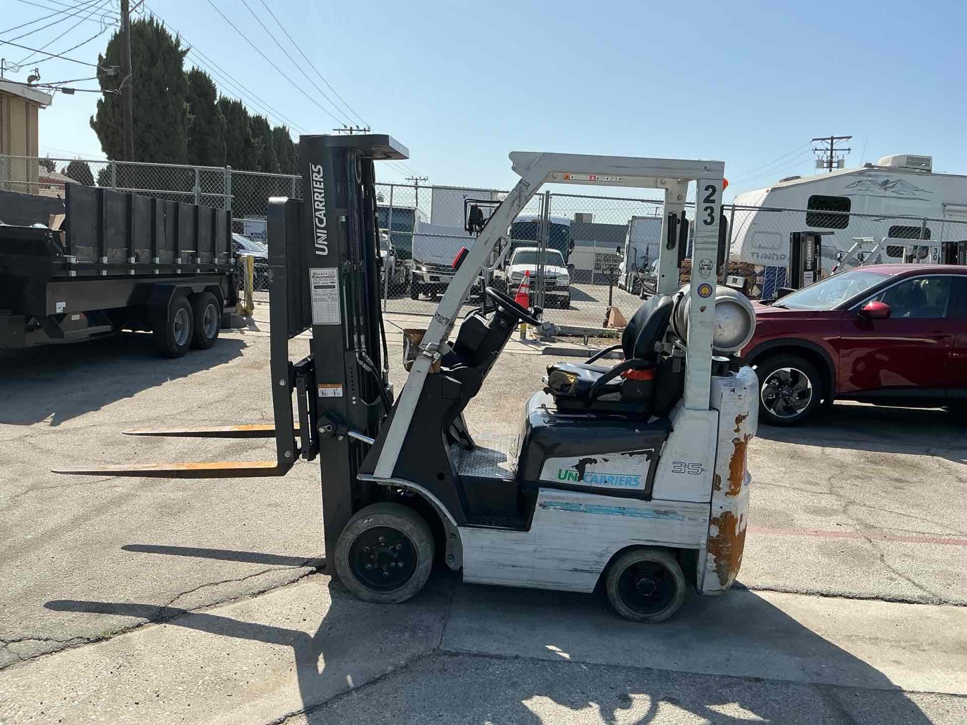 2020 UNICARRIER CF35LP