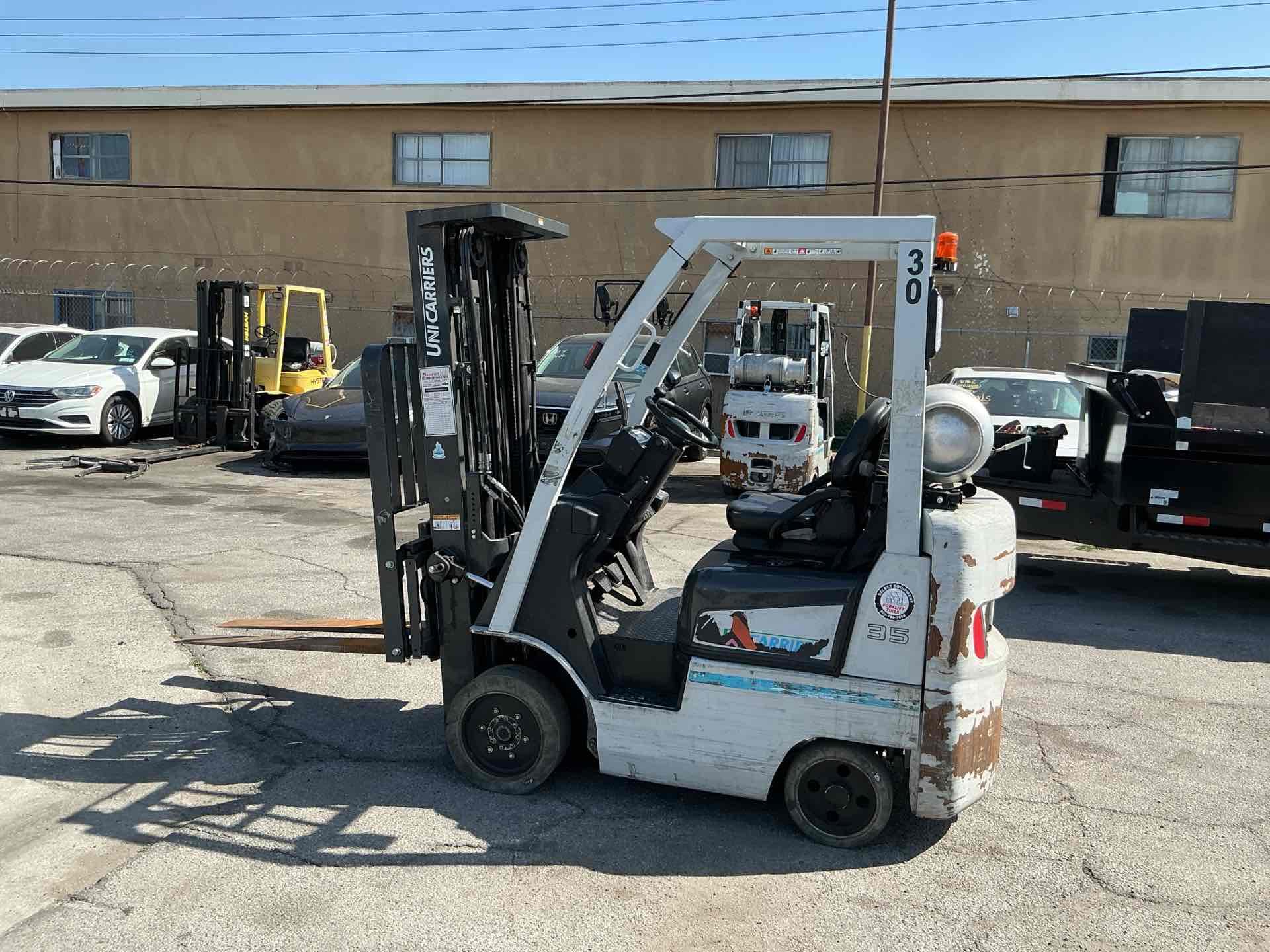 2020 UNICARRIER CF35LP