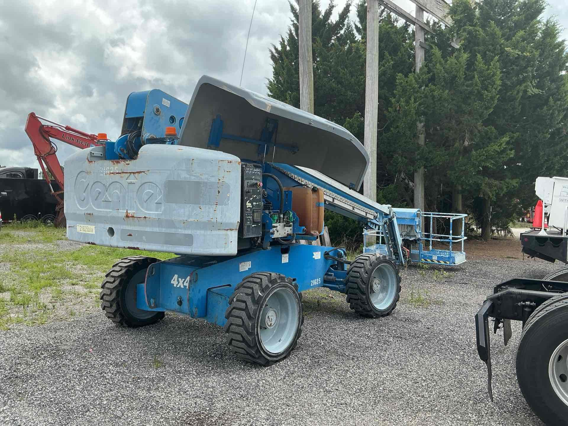 2015 GENIE S-65