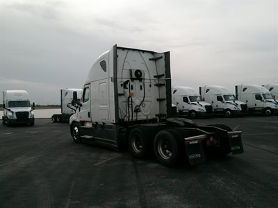 2022 Freightliner Cascadia