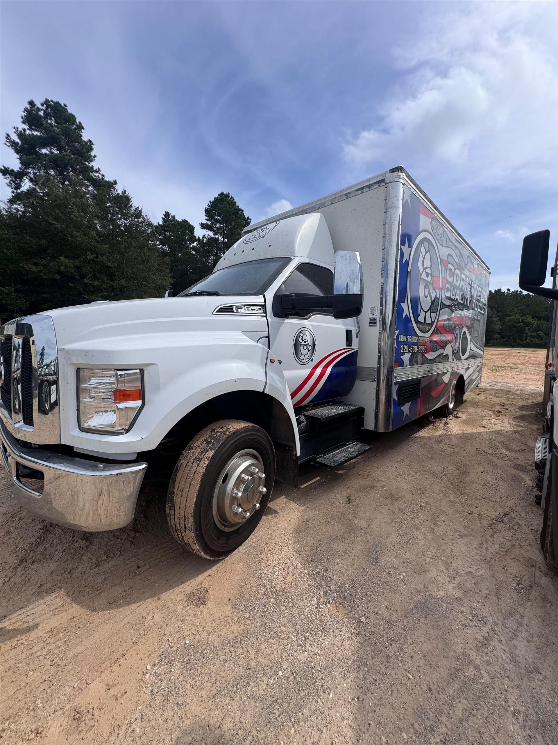 2022 Ford F650