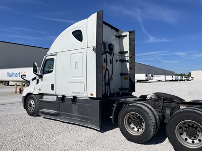 2022 Freightliner Cascadia