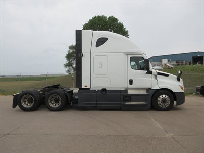 2023 Freightliner Cascadia