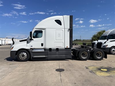 2022 Freightliner Cascadia