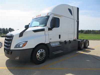 2022 Freightliner Cascadia