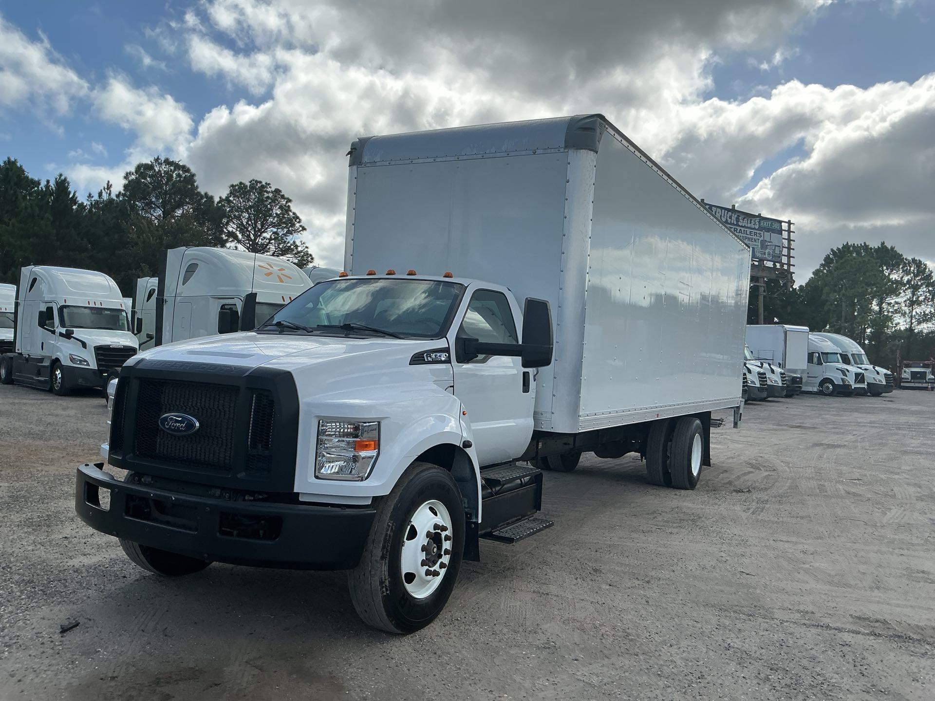2023 Ford F650