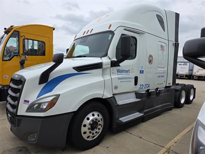 2023 Freightliner Cascadia