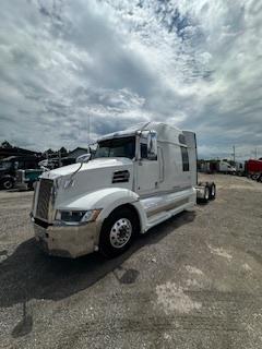 2022 Western Star 5700XE